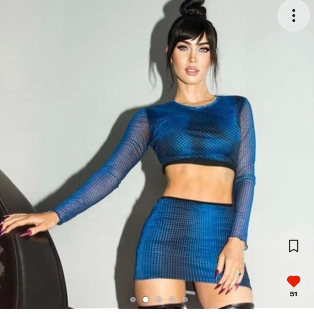 Edikted blue x-ray set mini skirt and cropped long sleeve mesh